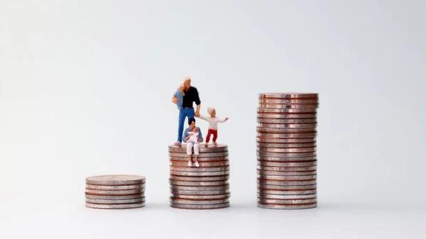Increasing Concepts Child Care Costs — Stock Photo, Image