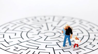 Bir çocuğu tek başına büyütmeyi zorlaştıran gerçeklik kavramı..