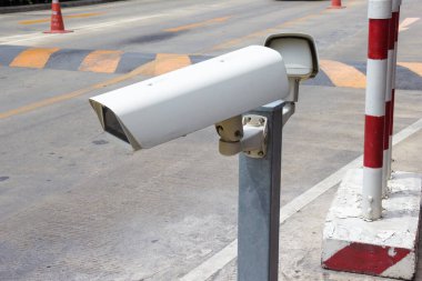 CCTV Kamerası Ağ geçidinde çalışıyor