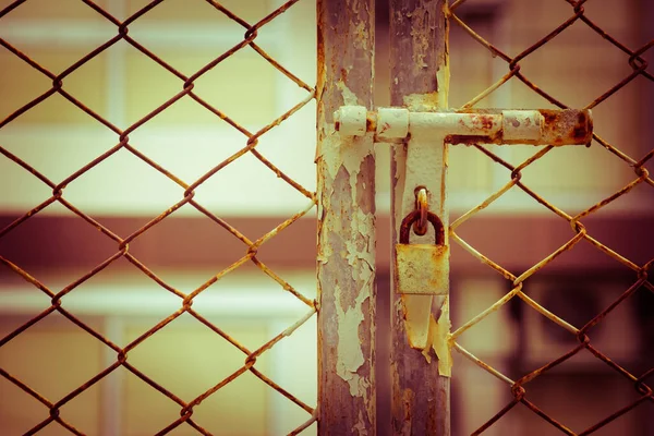 Old Iron Latch Dan Gembok Telah Berkarat — Stok Foto