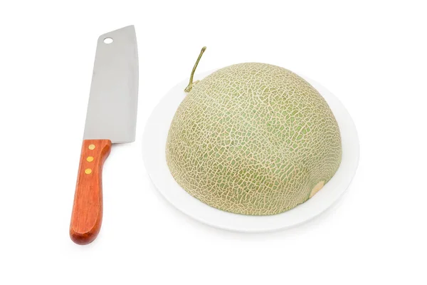Hälften Kantaloupe Melon Med Knife Isolerad — Stockfoto