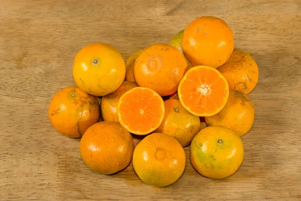 Πορτοκάλια Φρούτα Ξύλο Καουτσούκ Φόντο — Φωτογραφία Αρχείου