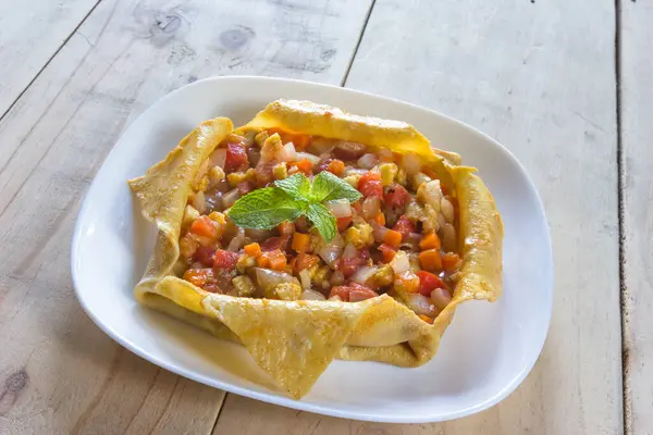 Omelette Farcie Aux Légumes — Photo