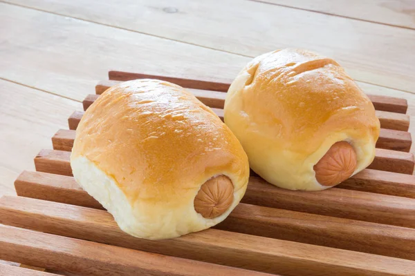 Worst Broodjes Met Houten Paneel — Stockfoto
