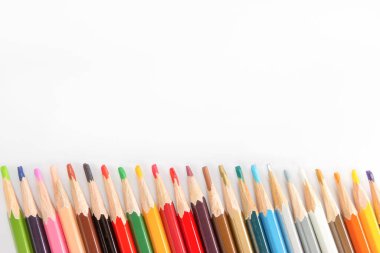 Kağıt üzerinde pastel boya.