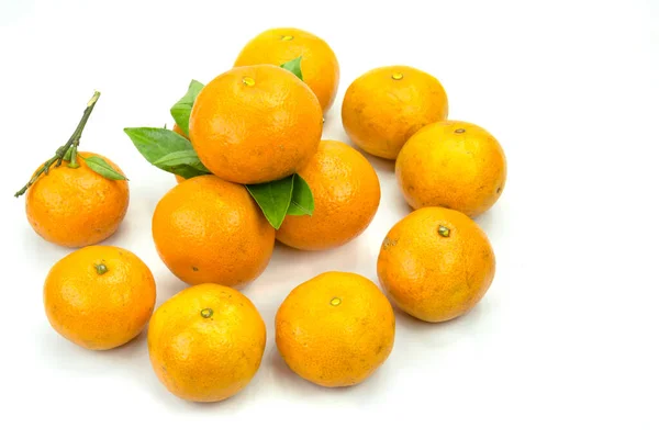 Oranges Groupe Sur Fond Blanc — Photo