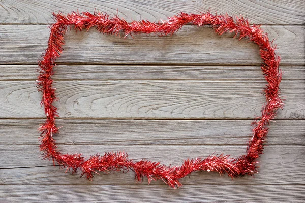 Tinsel Kerst Decoratie Houten Achtergrond Stockfoto