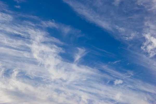 Nuvoloso Cielo Blu Sfondo — Foto Stock