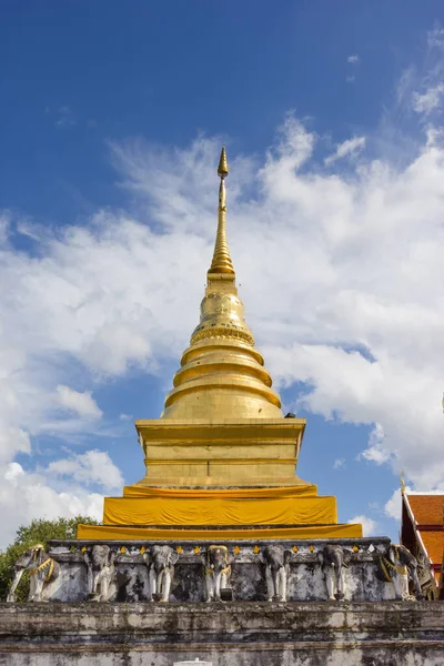 Tempio Wat Pra Tard Chang Kum Nella Provincia Nan Thailandia — Foto Stock