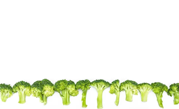 Rauwe Broccoli Witte Achtergrond — Stockfoto
