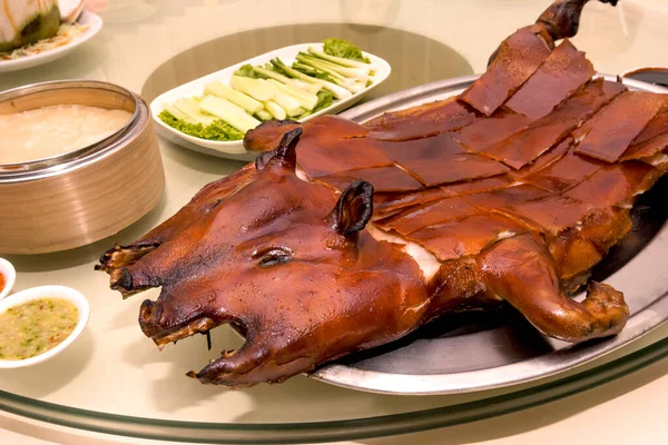 Barbecued Suckling Pig Restaurant — Stock Photo, Image