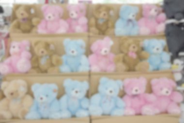 Turistlere satılan bebekler Görüntü ve Görüntü Bulanıklığı 'nın arka planını bulanıklaştırıyor 