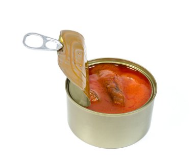 Teneke kutular, konserve yiyecekler beyaza izole edilmiş.