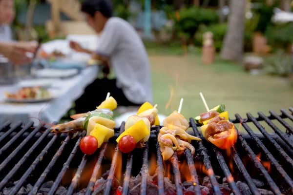 Dîner Barbecue Avec Fruits Mer Rôtis Porc — Photo