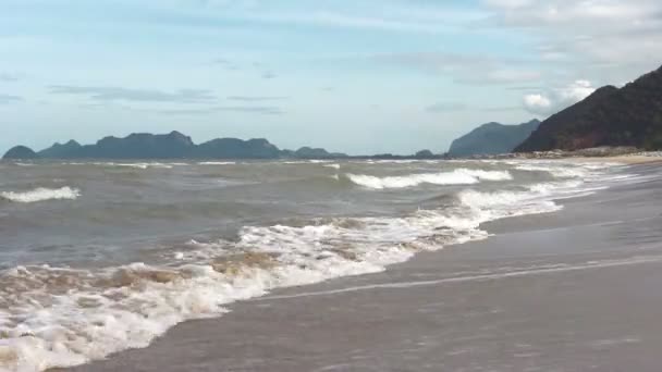 Havsvågor Stranden Thailand — Stockvideo