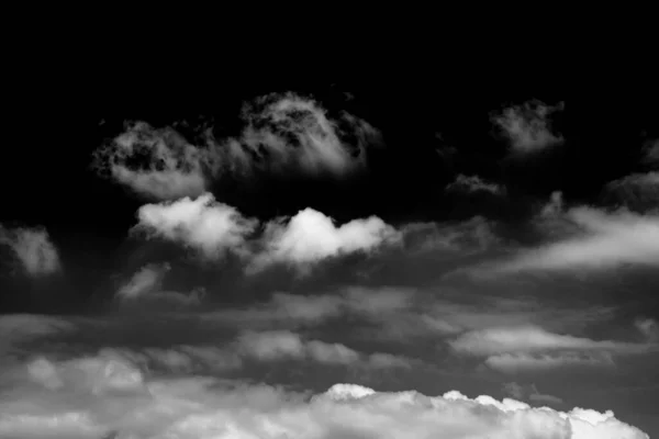 Nube Strutturata Bianco Astratto Isolato Sfondo Nero — Foto Stock