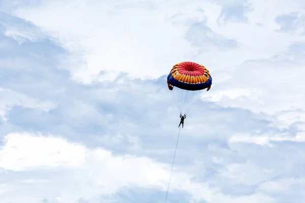 Parasailing Endonezya Bali Sporları — Stok fotoğraf