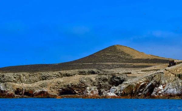 Νησιά Μπαλέστα Αποτελούνται Μεγάλο Βαθμό Από Βραχώδεις Σχηματισμούς Που Διαβρώνονται — Φωτογραφία Αρχείου