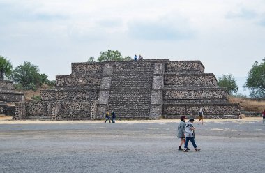 Chichen za Maya, Meksika 'nın Yucatan şehrinin arkeolojik bölgesi.