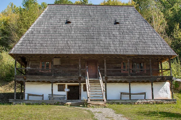 Középkori Román Épület Nagyszebeni Hagyományos Népi Civilizáció Múzeumában Dumbrava Sibiului — Stock Fotó