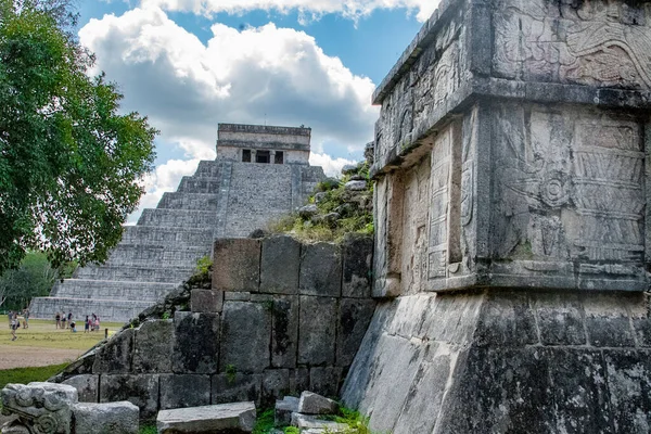 Πυραμίδα Kukulkan Επίσης Γνωστή Castillo Ναός Του Kukulkan Είναι Μια — Φωτογραφία Αρχείου