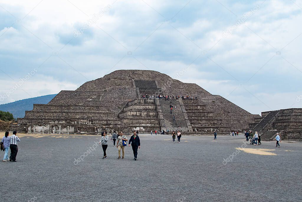 he Pyramid of the Moon is the second largest pyramid in modern-day San Juan Teotihuacn, Mexico, after the Pyramid of the Sun. It is located in the western part of the ancient city of Teotihuacan and mimics the contours of the mountain Cerro Gordo....