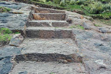 Taquile, Titicaca Gölü 'nün Peru tarafında, Puno şehrinden 45 km açıkta bulunan bir adadır. 5,5 'e 1,6 kilometre büyüklüğündeki ve 5,72 km2' lik bir alanı bulunan adada yaklaşık 2 bin 200 kişi yaşamaktadır. Adanın en yüksek noktası 4050 metredir.