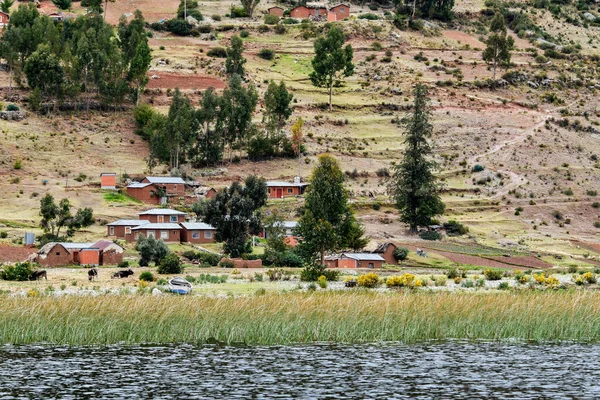Taquile Island Vista Lago Titicaca Uma Ilha Lado Peruano Lago — Fotografia de Stock