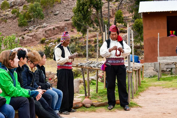 Taquile Île Des Hommes Qui Ont Crocheté Sur Cette Île — Photo