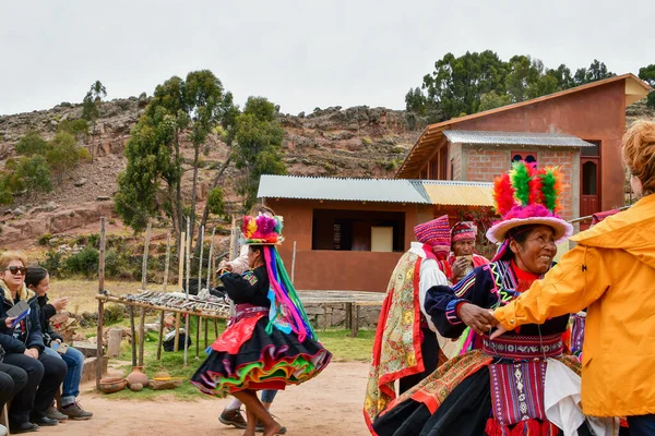 Taquile Île Des Hommes Qui Ont Crocheté Sur Cette Île — Photo