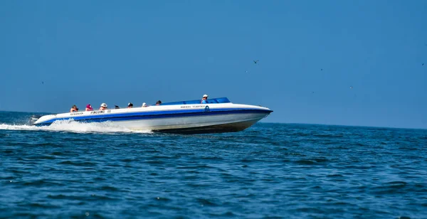 Boot Ist Ein Oberbegriff Für Alle Decksboote Bis Lang Selbstfahrend — Stockfoto