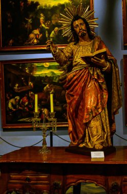 Saint Francis Manastırı ve Lima Bazilika Katedrali 1535 yılında başlayan ve 1649 yılında tamamlanan Roma Katolik Katedrali. Aziz John, Havari ve Evang 'a ithaf edilmiştir.