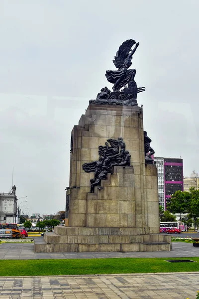 Edificios Lima Estatuas Ciudad Lima Fue Fundada Por Conquistador Francisco — Foto de Stock