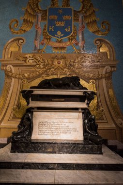 Saint Francis Manastırı ve Lima Bazilika Katedrali 1535 yılında başlayan ve 1649 yılında tamamlanan Roma Katolik Katedrali. Aziz John, Havari ve Evang 'a ithaf edilmiştir.