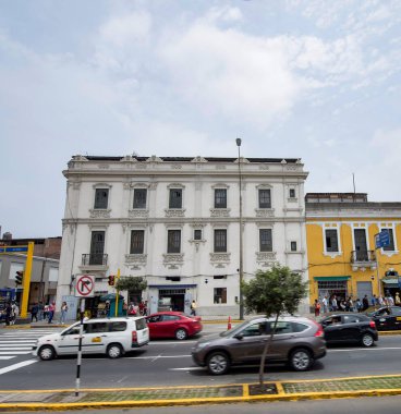 Lima şehrindeki binalar, fatih Francisco Pizarro tarafından 18 Ocak 1535 'te kuruldu ve Peru Kralları' nın Sadık Şehri olarak adlandırıldı. Lima adı ve 