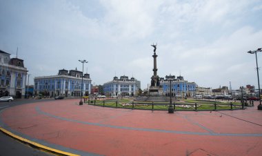Lima şehrindeki binalar, fatih Francisco Pizarro tarafından 18 Ocak 1535 'te kuruldu ve Peru Kralları' nın Sadık Şehri olarak adlandırıldı. Lima adı ve 