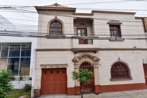 Budynki Mieście Lima Posągi Miasto Lima Zostało Założone Przez Zdobywcę — Zdjęcie stockowe