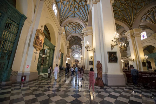 Interiøret Francis Klosteret Basilica Katedralen Lima Romersk Katolsk Katedral Lokalisert – stockfoto