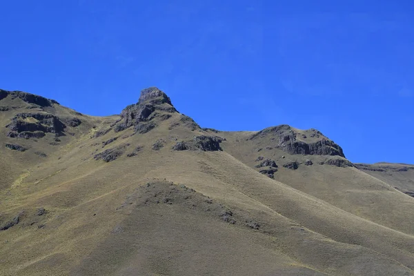 Cordilleras Los Andes Vista Desde Altiplanolas Montañas Los Andes Son —  Fotos de Stock