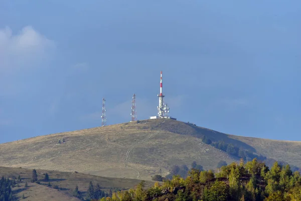 TV station at the top of Cerbu-Romania, - which covered most of the Oltenia region. It was built between 1966 and 1967
