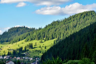 Dağların güzel manzarası