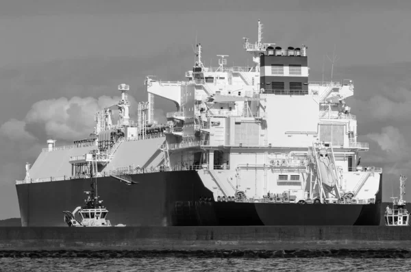 Transportes Marítimos Manobras Petroleiro Gnl Para Atracar Terminal Porto Gás — Fotografia de Stock