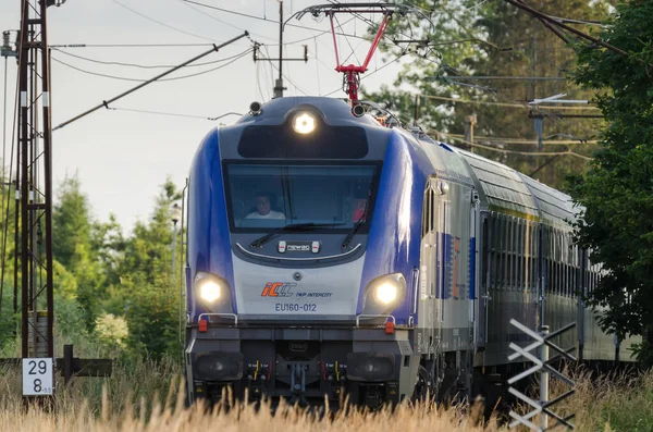 Ustronie Morskie West Pomeranian Poland 2020 Železniční Trase Jezdí Expresní — Stock fotografie
