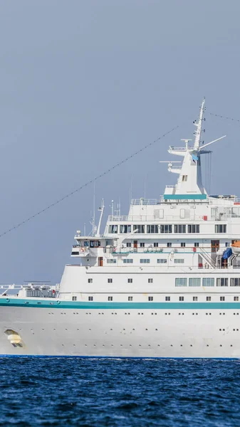 Cruise Ship Пассажирское Судно Туристами Море — стоковое фото