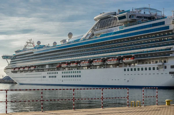 Cruise Ship Passagiersschip Aan Kade Gdynia — Stockfoto