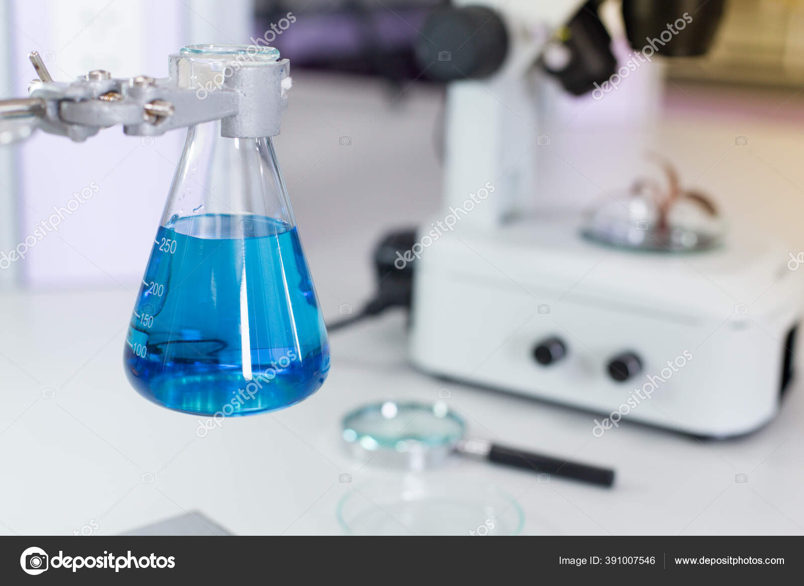 Titration Technique Laboratory — Stock Photo © p.thongdumhyu 391007546