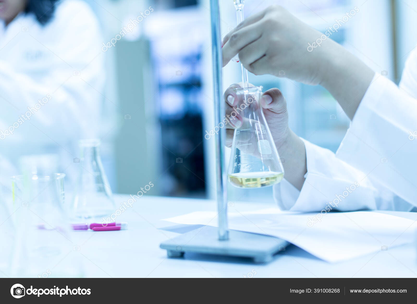 Titration Technique Laboratory — Stock Photo © p.thongdumhyu 391008268