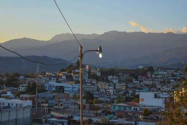 Şehirde akşam Huehuetenango, Guatemala