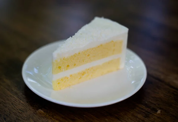 Torta Carote Con Crema Formaggio Bianco Carmelo Servita Piatto Blu — Foto Stock