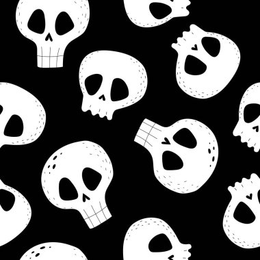 Tarafsız bir arka planda karikatür kafatasları olan kusursuz bir cadılar bayramı deseni. Renkli vektör düz stili. Tatil teması. El çizimi. Kumaş, baskı, ambalaj, tekstil tasarımı